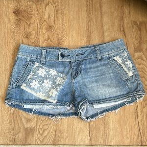 American Eagle size 4 Jean shorts